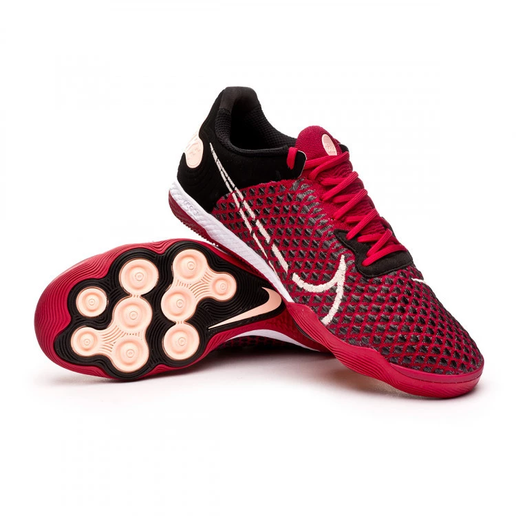 post card Loja de futebol online - Futbol Emotion PT - Blogs de futsal - Top 5 sapatilhas Nike de futsal - react gato.webp